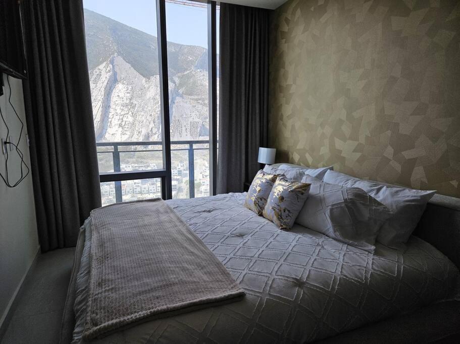 A 7 Minutos De San Pedro Lujoso Penthouse Apartamento