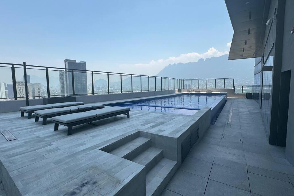 A 7 Minutos De San Pedro Lujoso Penthouse Apartment Monterrey